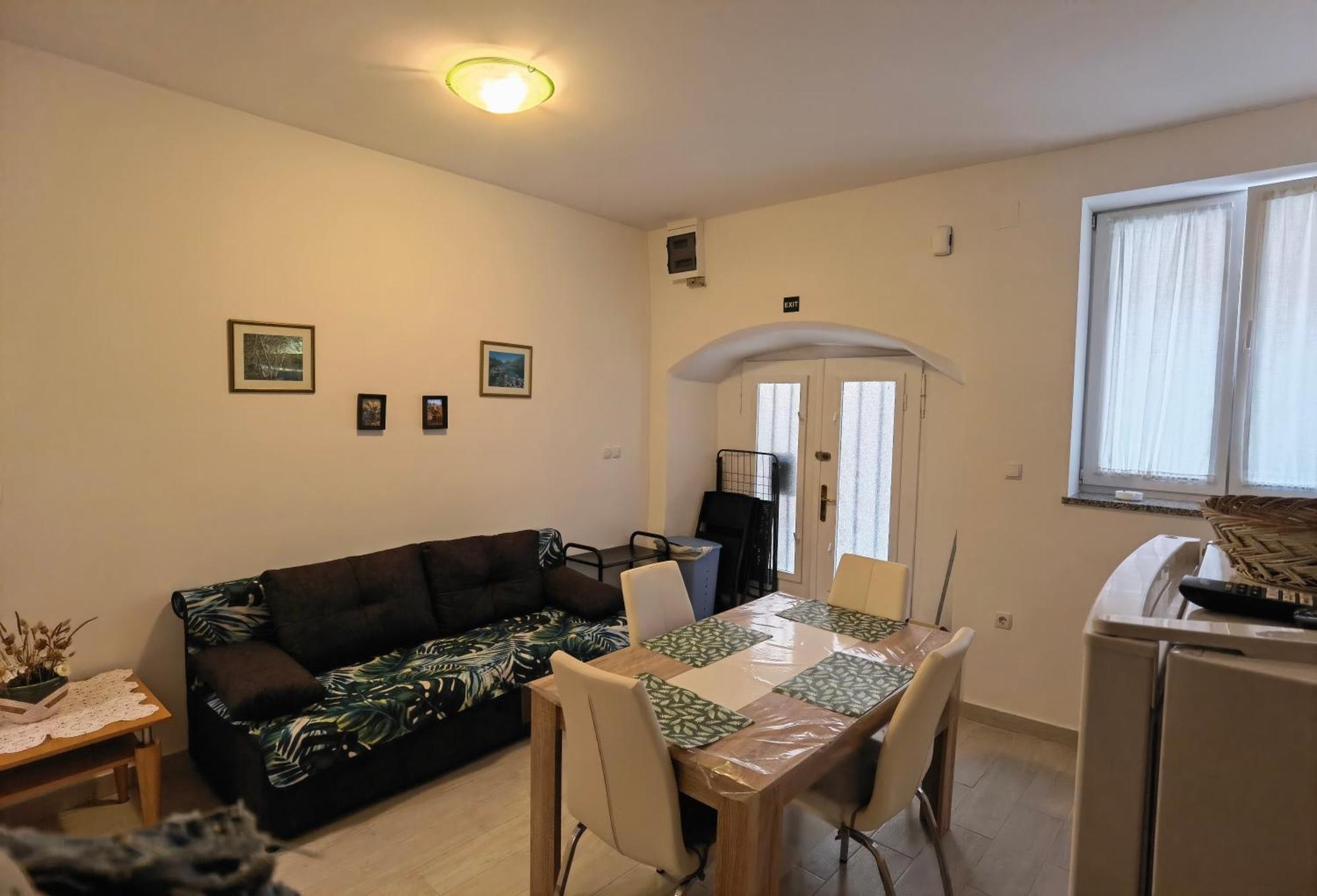 Apartment Zlatko , Ten Steps To The Sea Opatija Exterior foto